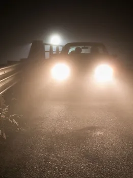 Car Driving Tips | Car Driving Tips In winter Fog | Car Driving Tips in Winter | Car Driving Tips In Foggy Weather | Safe Car driving Tips | Auto Tips