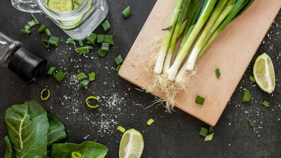 Green Onions | Green Onions Benefits | spring onion benefits | helath tips of Green Onions | Green Onions recipe | how to use Green Onions