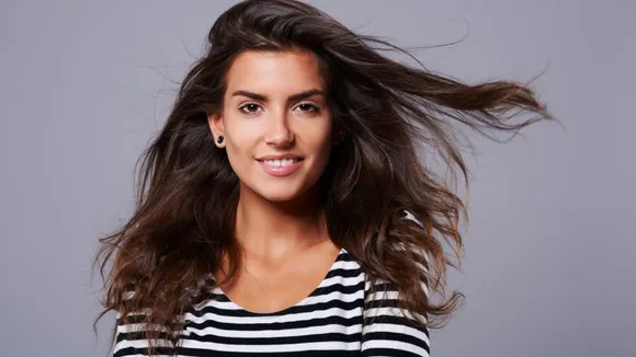 hair tip | white hair dye tips | natural hair dye tips at home | hair tips of grey hair to black naturally | black hair natural dye