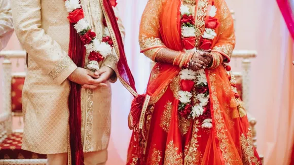 Gujarat Police, Dalit lawyer's wedding, policemen attended the wedding,