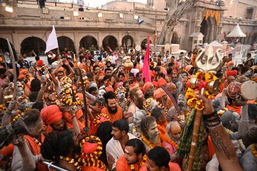 Kashi Vishwanath Naga Sadhu Photos, Kashi Vishwanath Image,