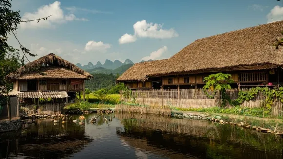 Valentine Day Special romantic place destination travels plan