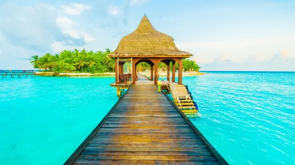 couple Romantic trip plan world beautiful beaches