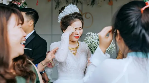 bride crying a month before wedding, crying marriage tradition,
