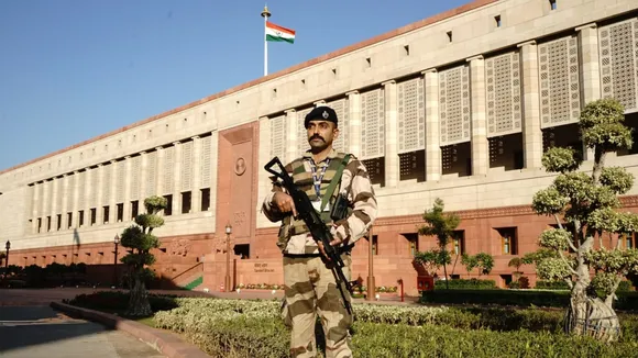 CISF Recruitment 2025 : CISF કોન્સ્ટેબલ ભરતી માટે અરજી આજથી શરૂ, જાણો બધી વિગતો । CISF Constable Recruitment 2025 Apply Online News In Gujarati