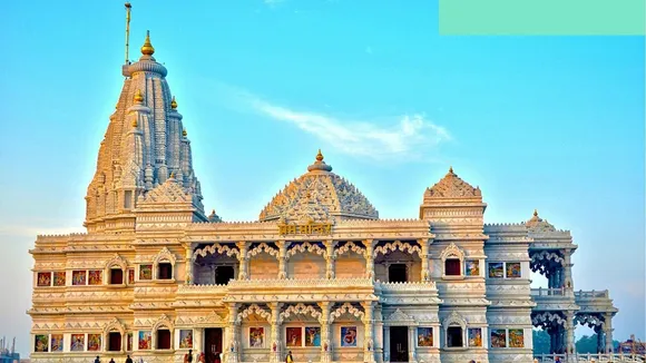 holi travel destination in India