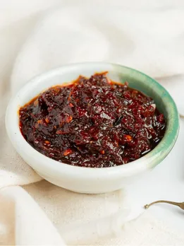 lal marcha ni chatani recipe