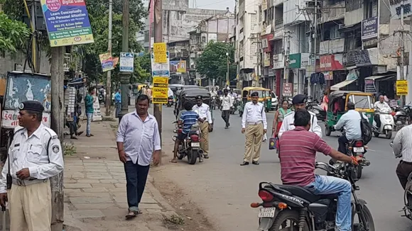 Vadodara Traffic Police, Vadodara Traffic Drive, Vadodara Helmet Drive