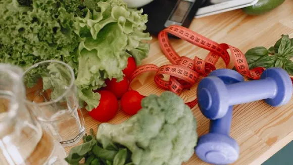 intermittent fasting for pcod, pcod remedies, bloating,