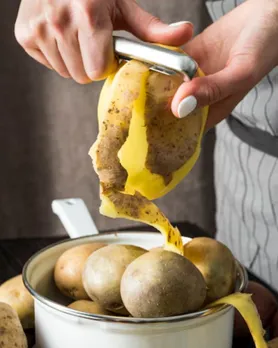 boiled potatoes peeling