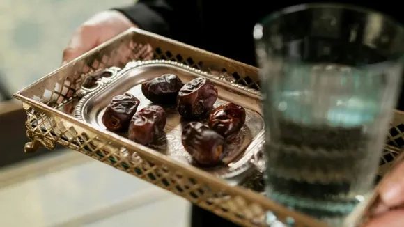 Water or Milk Soaked Dates for health