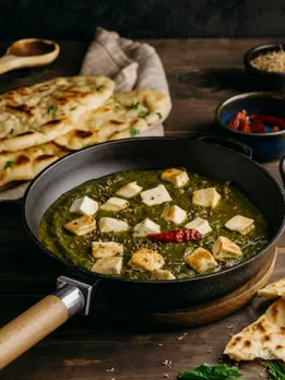 jain palak paneer