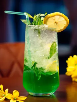 lemon mojito | mojito drink | lemon mojito recipe | how to make lemon mojito | homemade lemon mojito | lemon soda juice recipe | summer cold drinks | cold drinks for summer