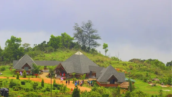 India travel destination in April month