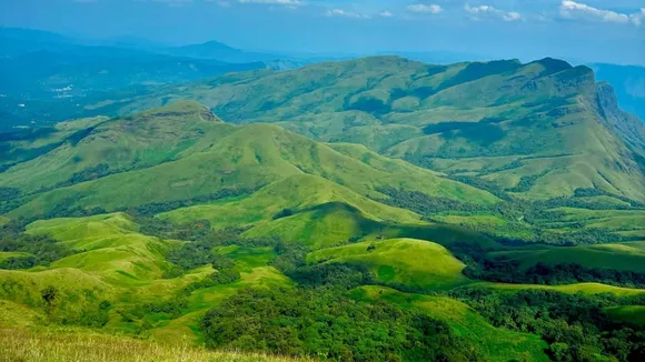 Chikkamagaluru Hill Station | Karnataka Hill Station | Chikkamagaluru Hills Trip | Chikkamagaluru | Hill Station
