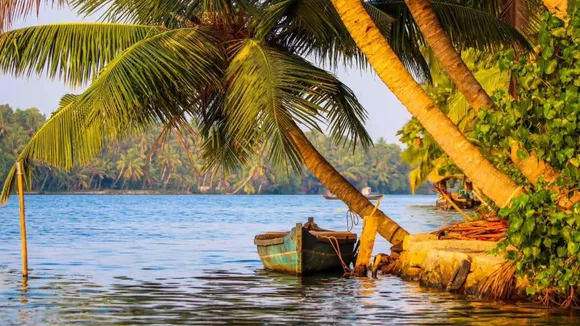 kerala Tour | Munroe Island | famous tourist places in kerala | famous tourist places at manora island | What Famous manora island | manora island Tour Plan | manora island Trip Plan