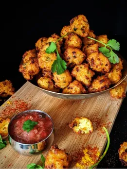 crispy rice bhajiya recipe in gujarati