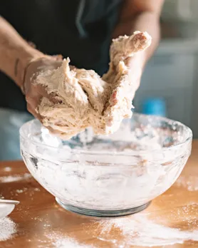 ingredients to add in roti dough