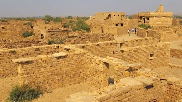 india haunted tourist places | Most Haunted Places In India | bhangarh Fort | Kuldhara Village | National Library | Charleville Mansion Shimla | Three Kings Church Goa