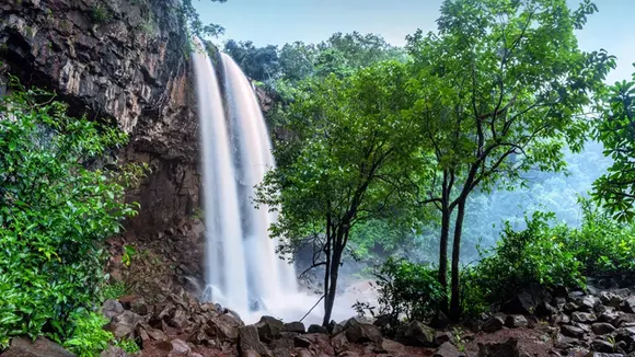 Amarkantak | Amarkantak Trip | Amarkantak yatra | Amarkantak Narmada Udgam Kund Tips | Kapil Dhara Waterfall | Narmadra river origin trip | best tourist places in madhya Pradesh | narmada river parikrama | famous place visit in amarkantak