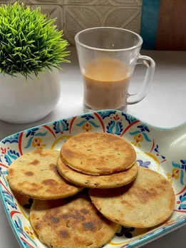 Biscuit Bhakri Recipe | Biscuit Bhakri Recipe in gujarati | Bhakri Recipe | Biscuit Bhakri Recipe tips | how to make Biscuit Bhakri Recipe | Gujarati Food recipe | બિસ્કિટ ભાખરી રેસીપી