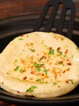 Kulcha Recipe | Kulcha Recipe On Tawa | Kulcha Recipe in gujarati | chole kulcha recipe | Amritsari Kulcha | How to make Kulcha at home | How to make kulcha without maida | Wheat Flour Kulcha Recipe | No Maida, No Yeast Kulcha