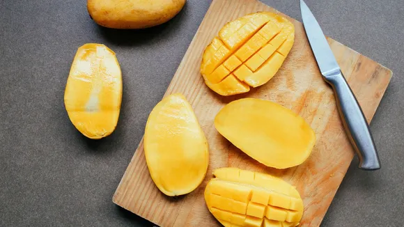 What things should not be eaten with mango | mango | mango Eating tips in gujarati