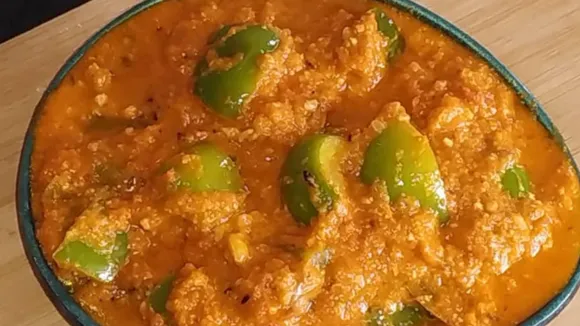 capsicum nu gravy valu shaak recipe