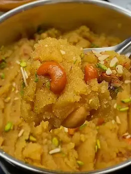 suji halwa recipe | sooji halwa recipe | satyanarayan katha maha prasad recipe | maha prasad suji halwa recipe | how to make suji halwa | soji no shiro recipe gujarati | suji recipe | Soji Recipe