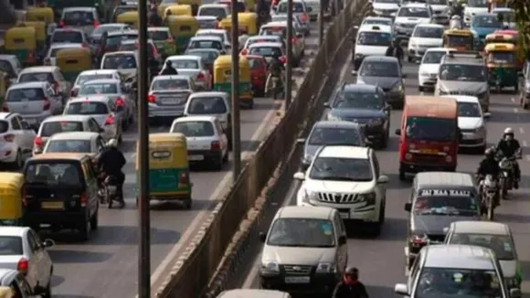 Ahmedabad-Mumbai highway, 15-km traffic jam