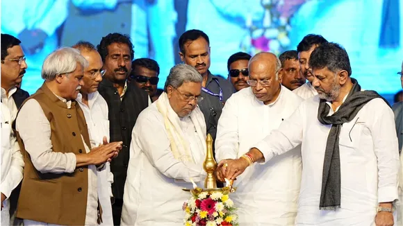 DK Shivakumar, Siddaramaiah