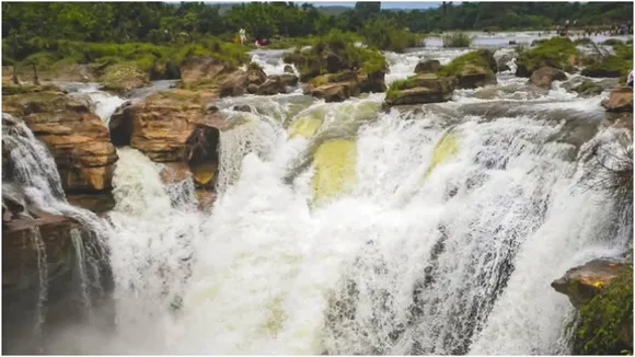 best Waterfalls In Gujarat monsoon travel tips