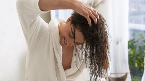 Monsoon Hair Care Tips In Gujarati | ચોમાસામાં વાળની માવજત કેવી રીતે કરવી