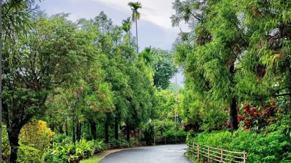 Meghalaya Mawlynnong Cleanest Village in India