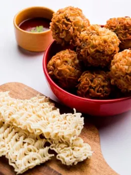 maggi pakoda recipe , maggi pakoda