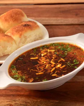 misal pav recipe in gujarati