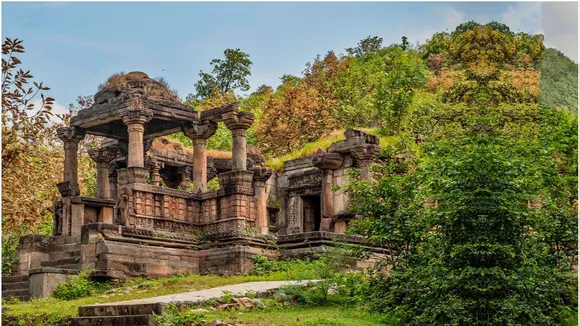 monsoon travel destination near Ahmedabad 