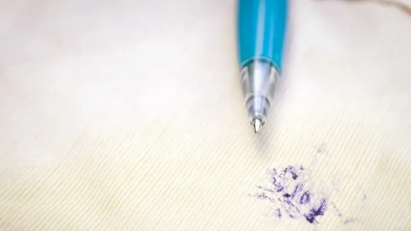 ink remover from clothes, કપડા પરથી શાહી દૂર કરવાના ઉપાય