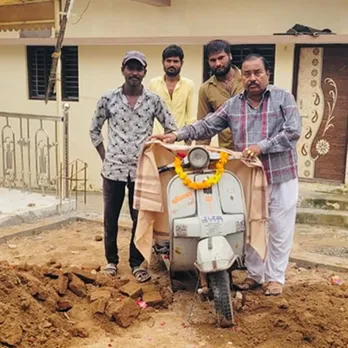 singer Jignesh Kaviraj father Scooter Samadhi
