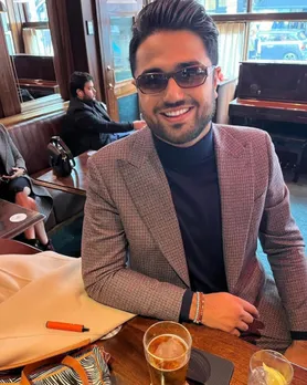 કબીર બહિયા સાથે કૃતિ સેનન | Kabir Bahia