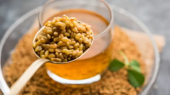 પલાળેલા મેથીના પાણીના ફાયદા