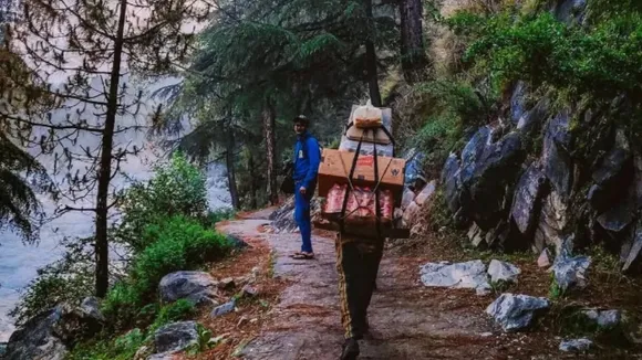 monsoon travel tips, deghat uttarakhand