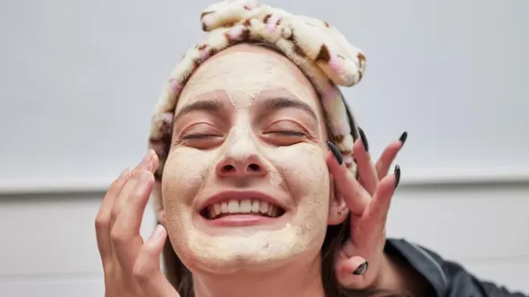 સ્કિનકેર માટે કુદરતી હર્બલ બ્લીચ