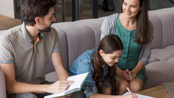 parenting tips, ચાણક્ય નીતિ પેરેંટિંગ ટિપ્સ