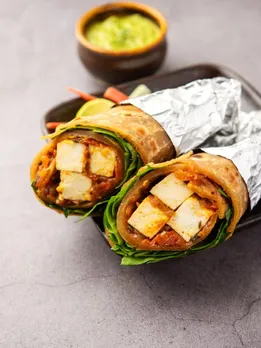 પનીર પરાઠા રેપ રેસીપી