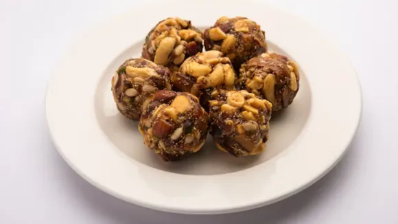 ખજૂર અંજીર લાડુ રેસીપી।