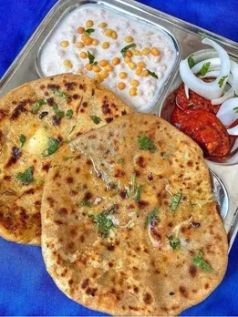 Dhaba Style Aloo Paratha recipe