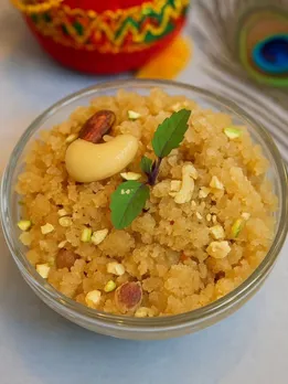mahaprasad recipe | Navratri prasad bhog recipe | suji halwa recipe | mahaprasad recipe gujarati | sooji halwa recipe | satyanarayan katha maha prasad recipe | maha prasad suji halwa recipe | how to make suji halwa | soji no shiro recipe gujarati | suji recipe | Soji Recipe | soji no shiro | soji no shiro recipe gujarati