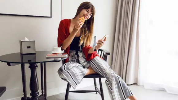 જમ્યા પછી તરત બેસી રહેવાની સ્વાસ્થ્ય પર થતી અસર ધૂમ્રપાન કરતાં વધુ હાનિકારક હેલ્થ ટિપ્સ