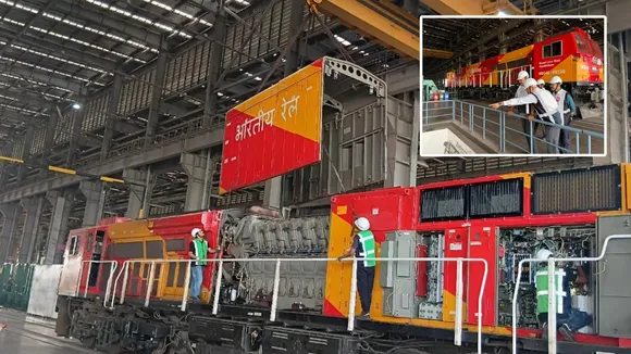 Huge railway station, Western Railway